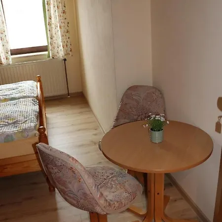 Zur Altmuehlquelle Herberg Windelsbach